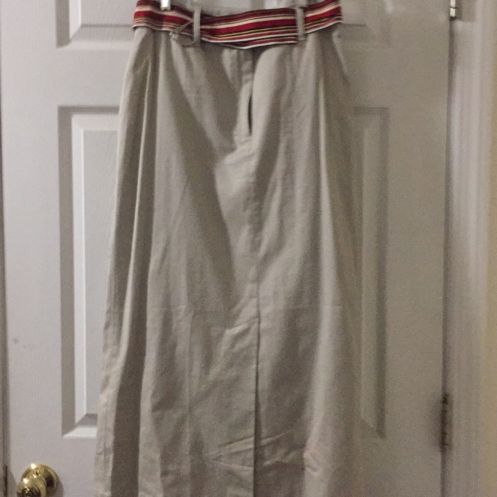 Medium pencil skirt made by 220 Hickory